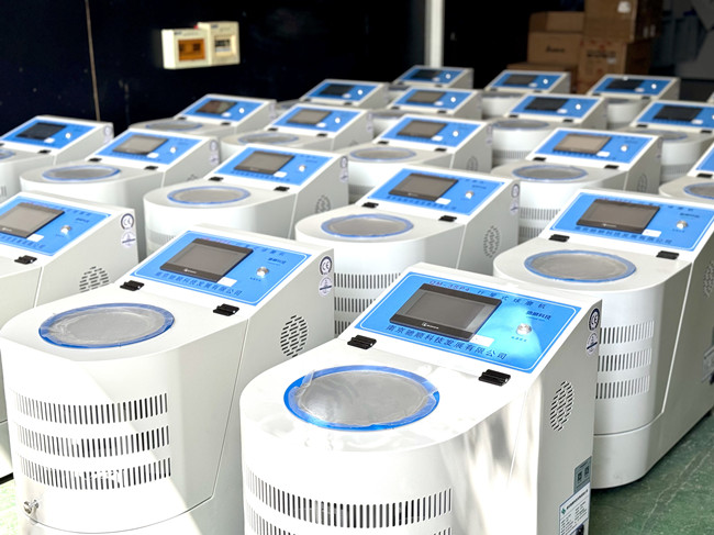 江蘇某增材制造企業(yè)25臺(tái)QM-3SP4行星式球磨機(jī)